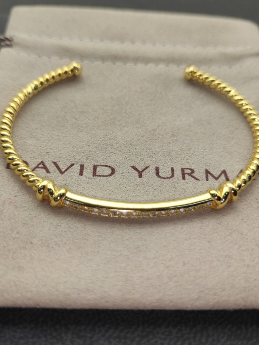 💛David Yurman💛 3MM bracelet with diamond